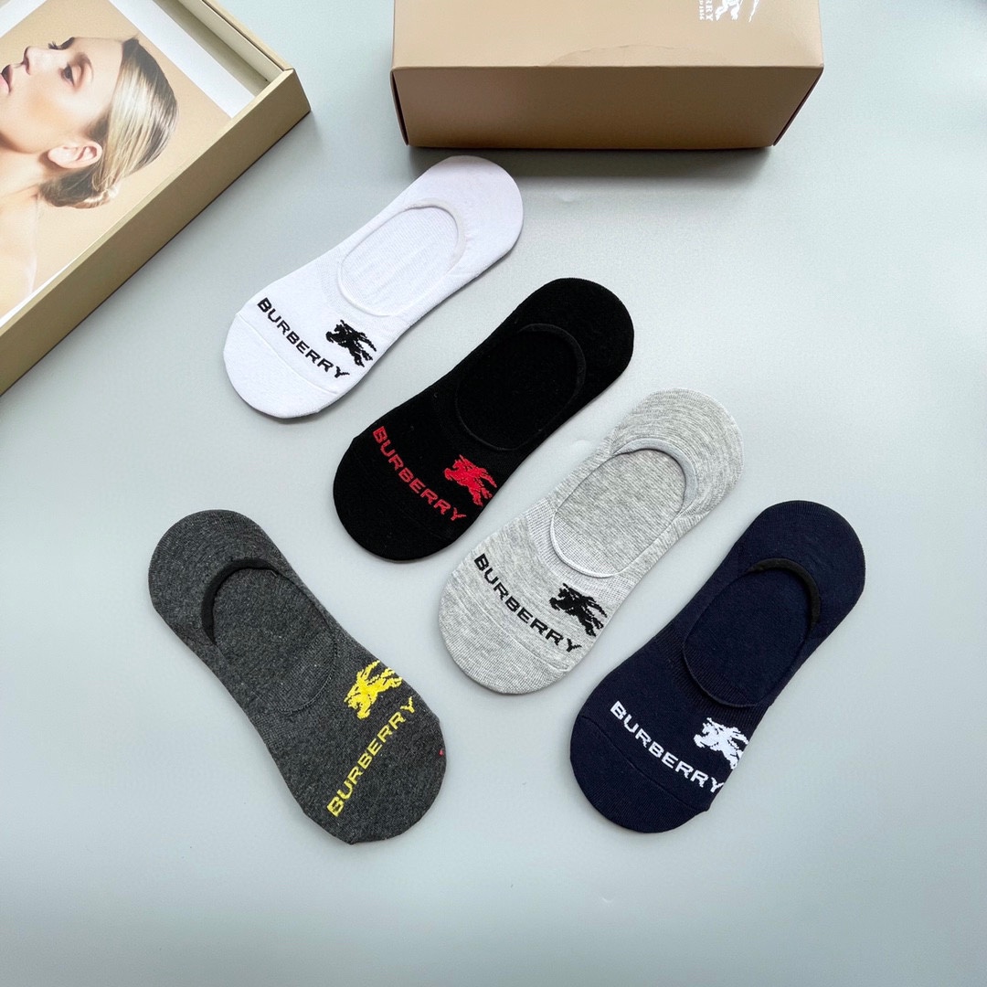 Burberry socks  (6)