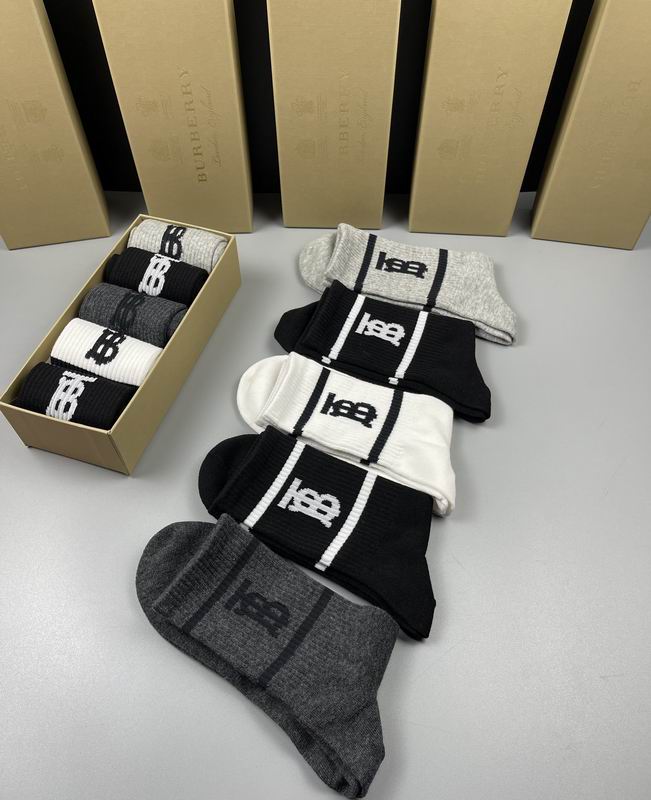 Burberry socks  (7)