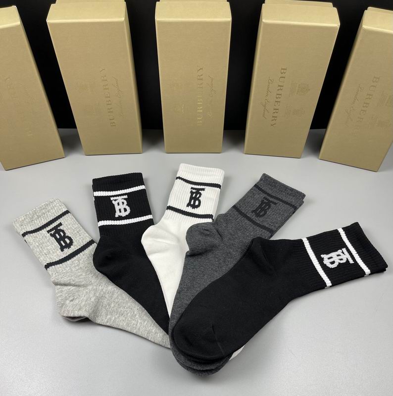 Burberry socks  (8)
