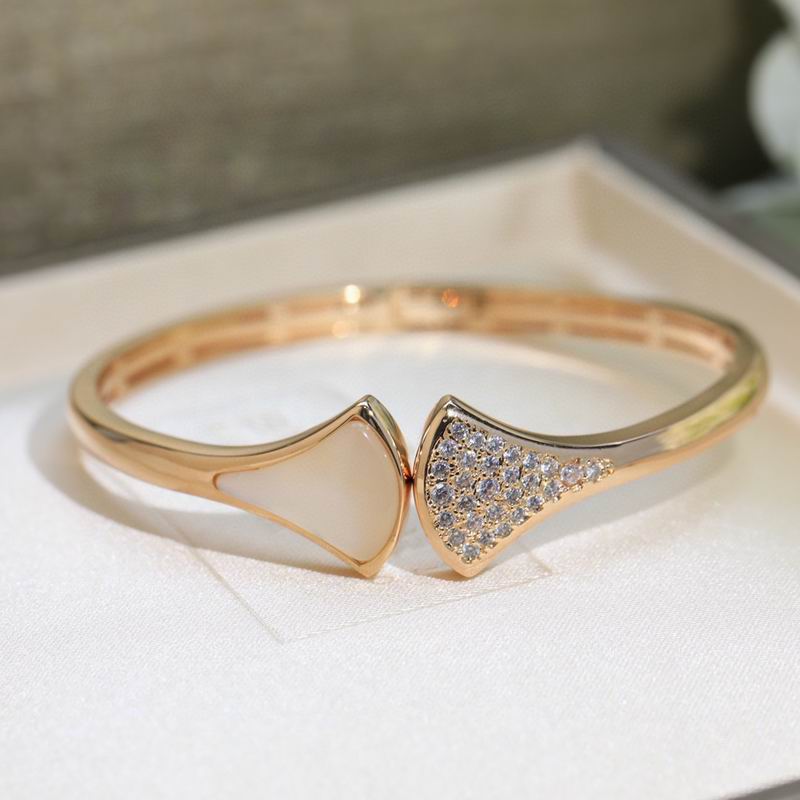 Bvlgari bracelet 06yxh05 (1)