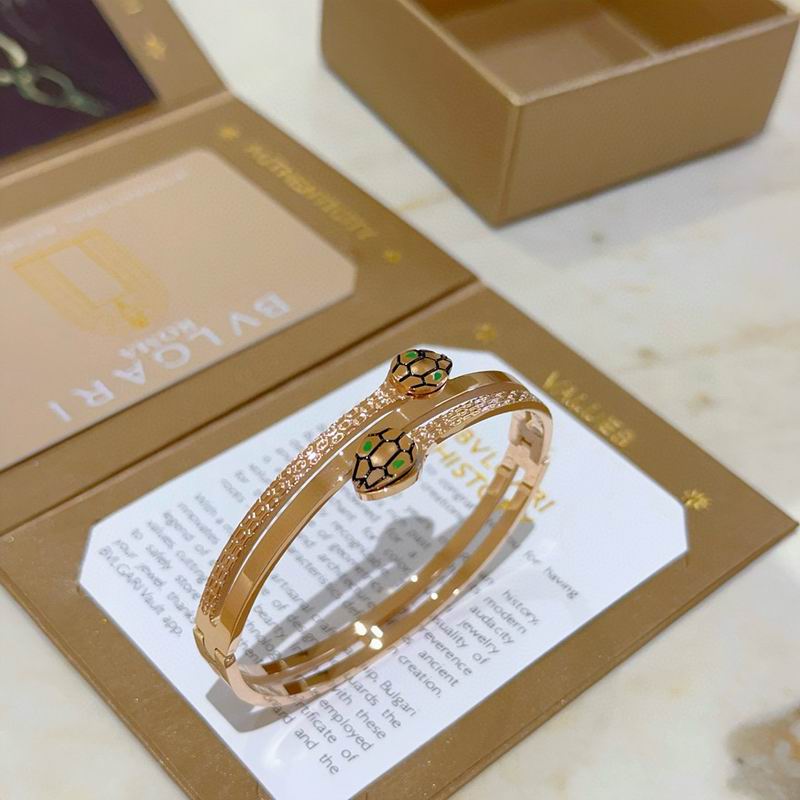 Bvlgari bracelet 06yxh07 (1)