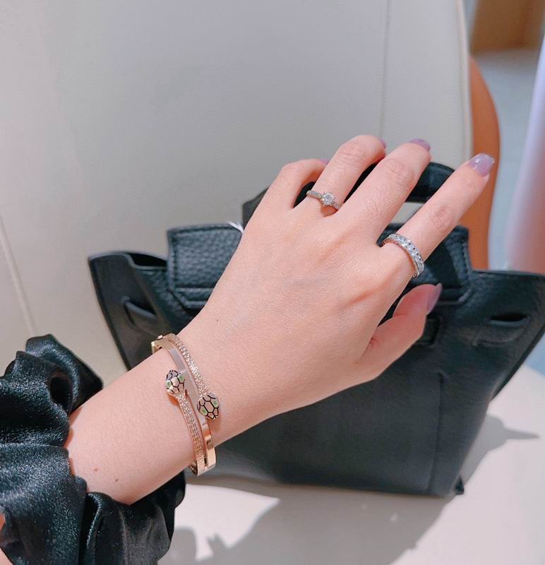 Bvlgari bracelet 06yxh07 (6)