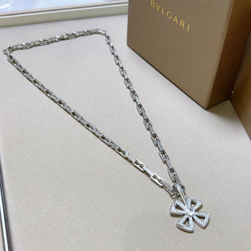Bvlgari necklace  06yxh02 (3)