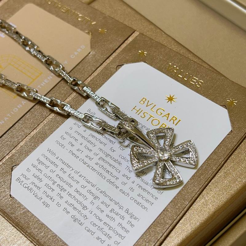 Bvlgari necklace  06yxh02 (4)