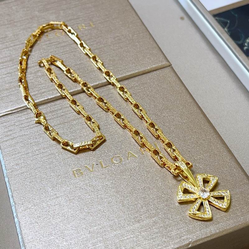 Bvlgari necklace  06yxh04 (7)