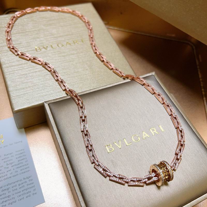 Bvlgari necklace  06yxh07 (2)