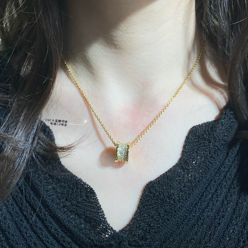 Bvlgari necklace 04yxh03 (7)