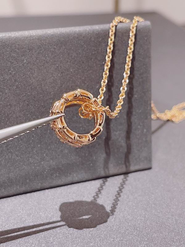 Bvlgari necklace 04yxh07 (7)