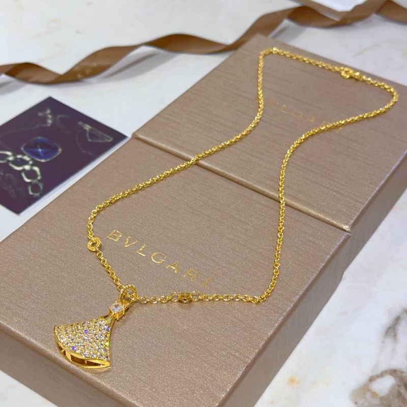 Bvlgari necklace 04yxh11 (3)