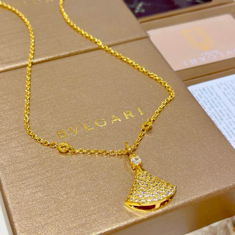 Bvlgari necklace 04yxh11 (4)