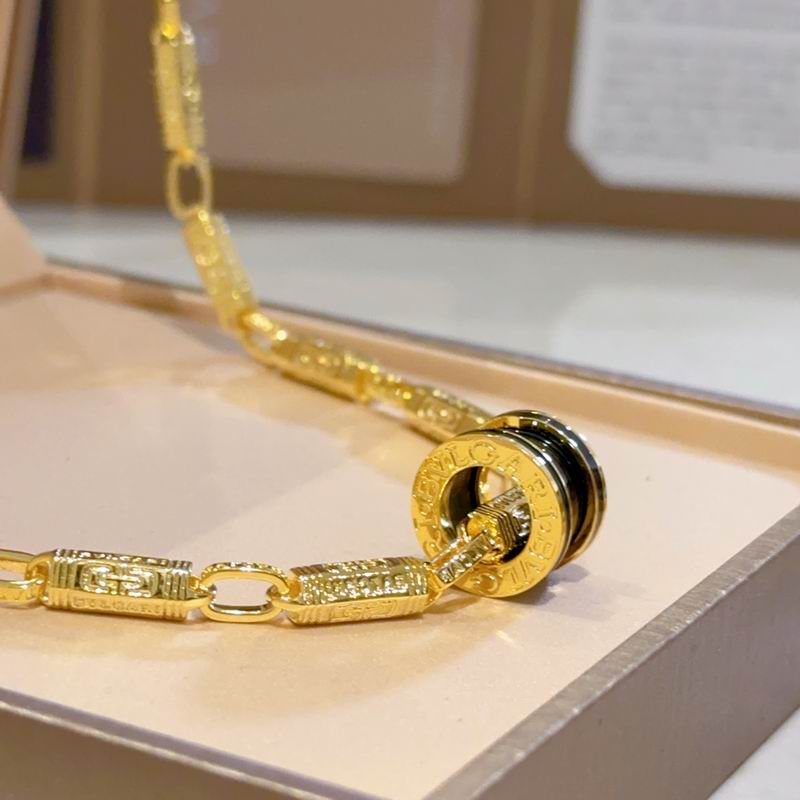 Bvlgari necklace 04yxh17 (4)