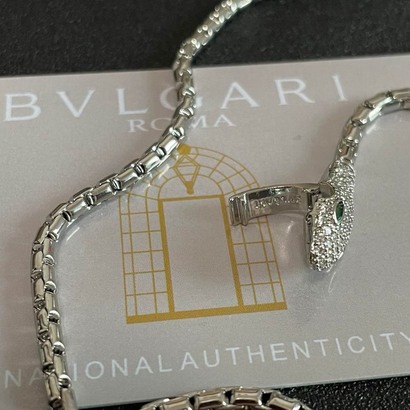 Bvlgari necklace 04yxh20 (7)