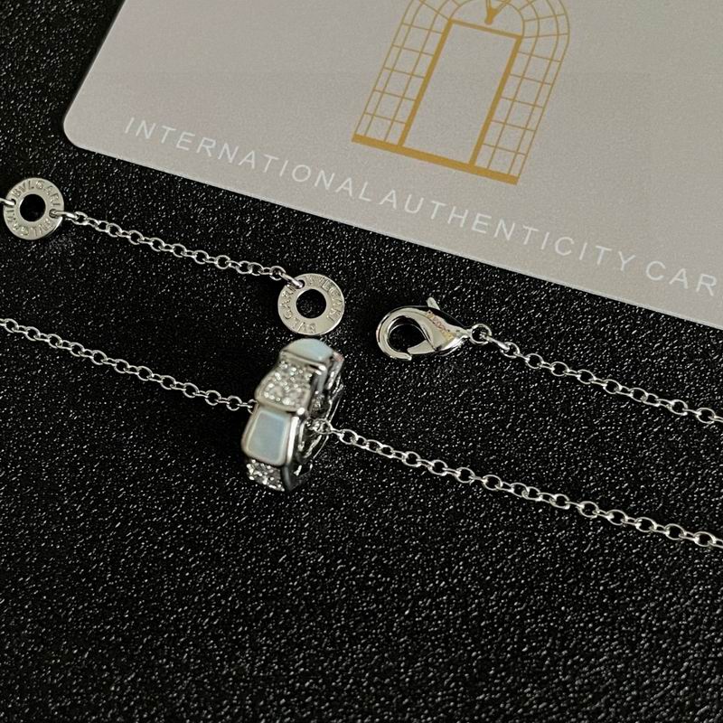 Bvlgari necklace 04yxh25 (8)