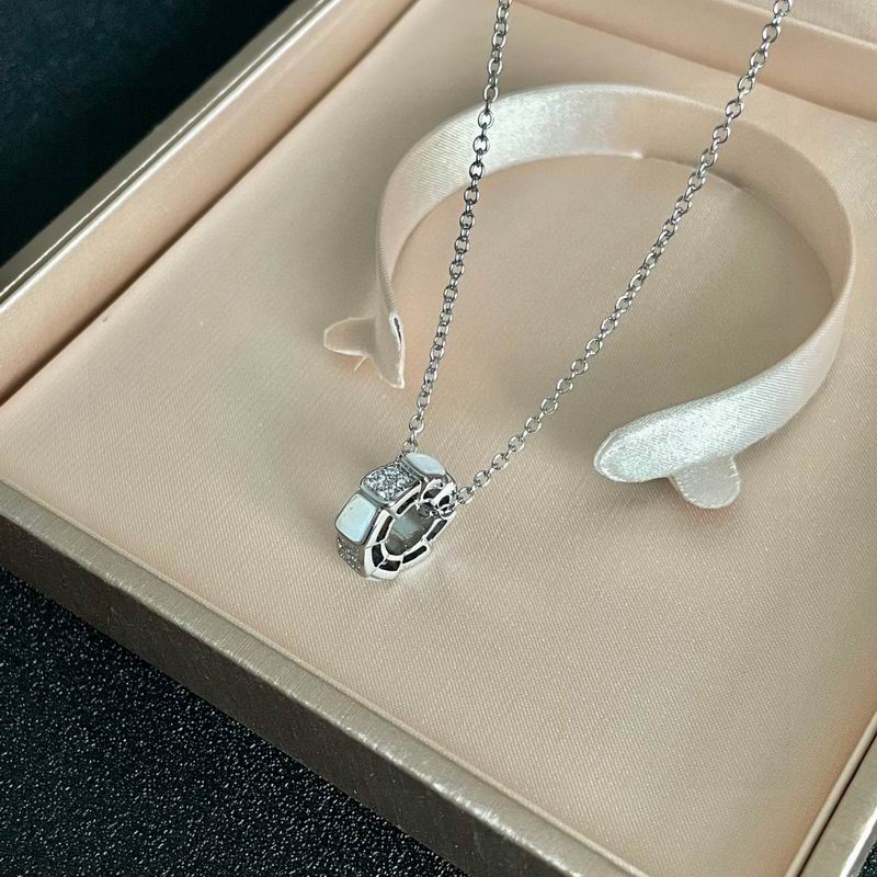 Bvlgari necklace 04yxh25 (9)