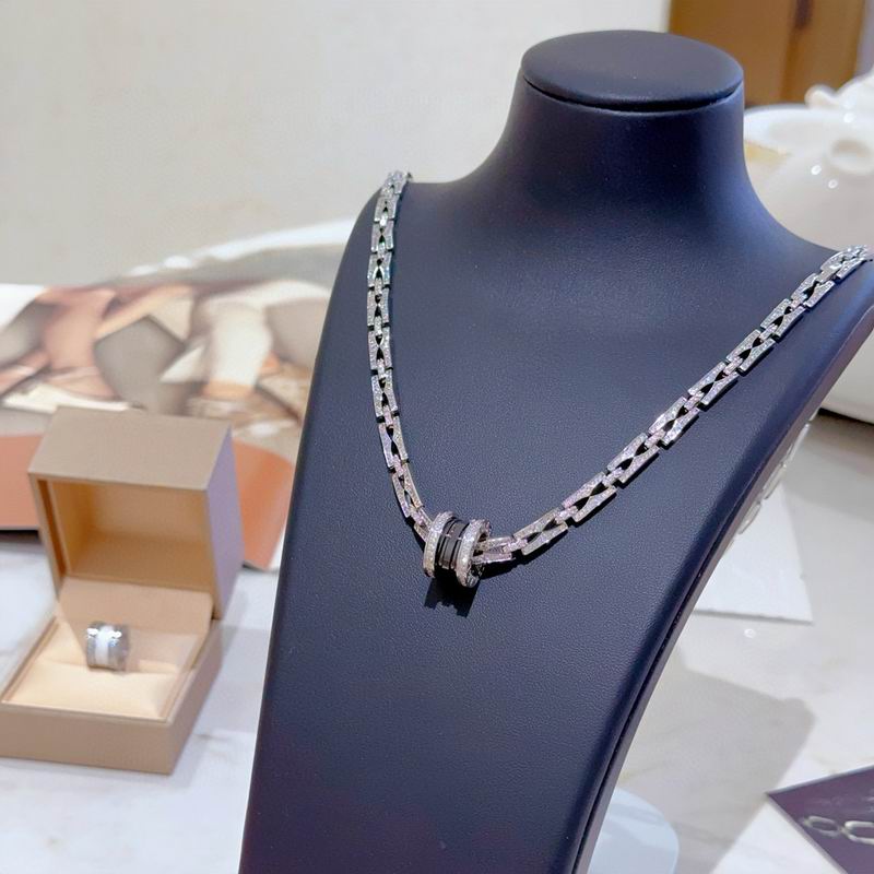 Bvlgari necklace 04yxh27 (5)