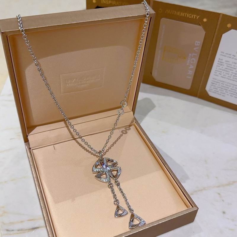 Bvlgari necklace 04yxh29 (2)