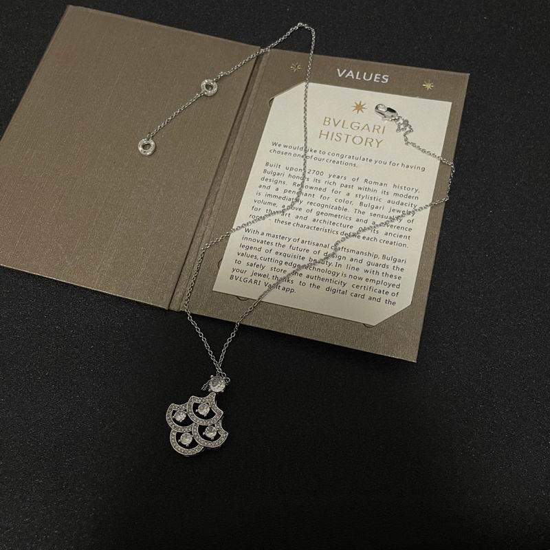 Bvlgari necklace 04yxh35 (7)