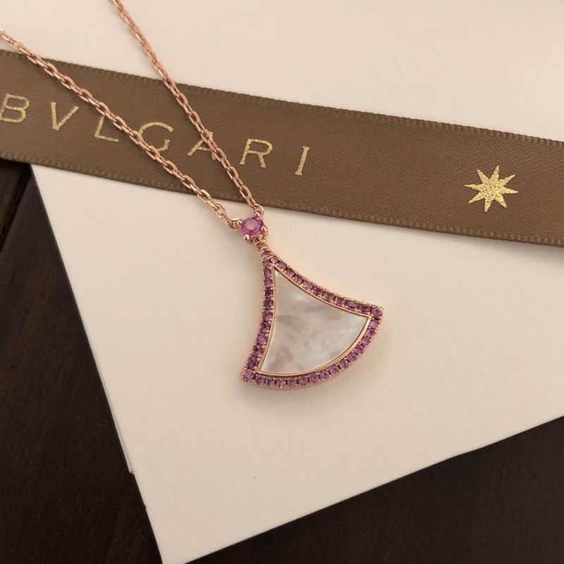 Bvlgari necklace 04yxh38 (1)