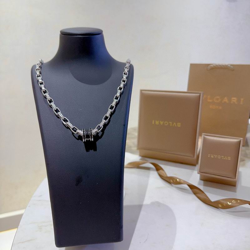 Bvlgari necklace 04yxh50 (3)