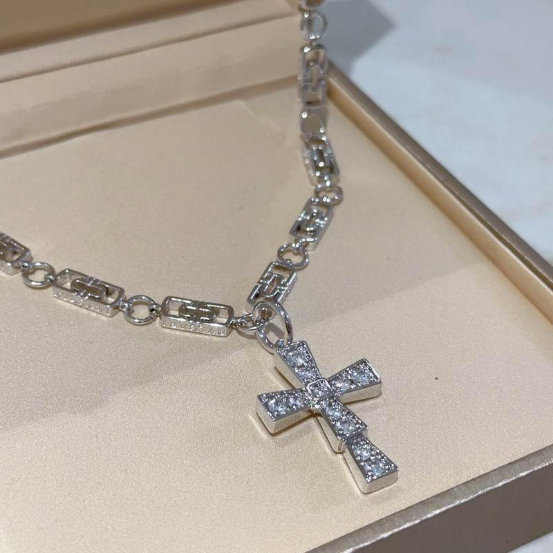 Bvlgari necklace 04yxh51 (3)