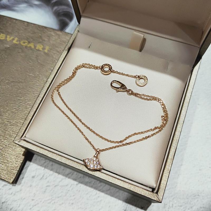 Bvlgari necklace 05yxh01 (3)