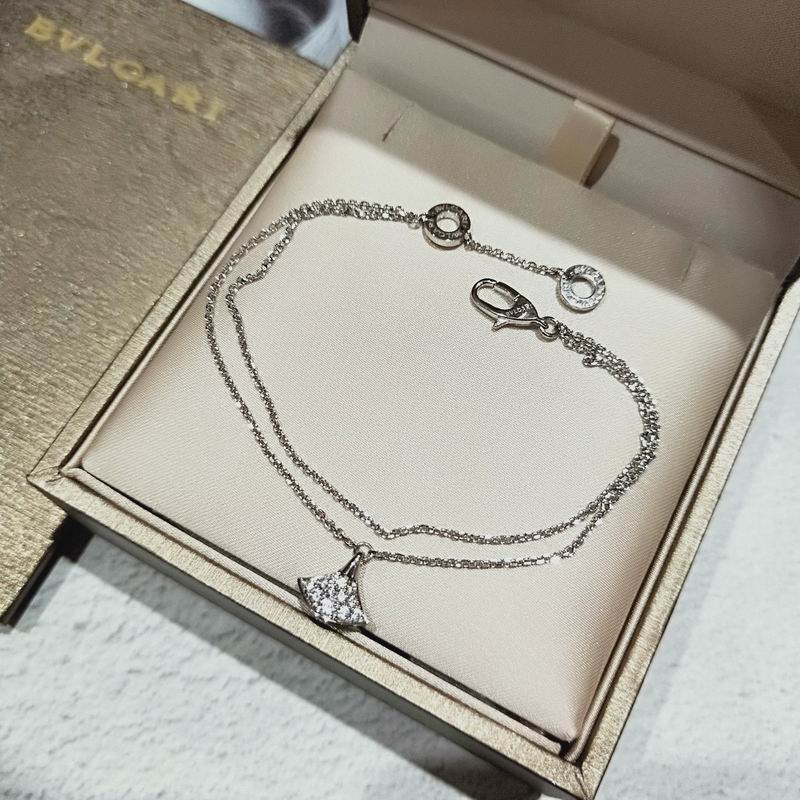 Bvlgari necklace 05yxh01 (6)