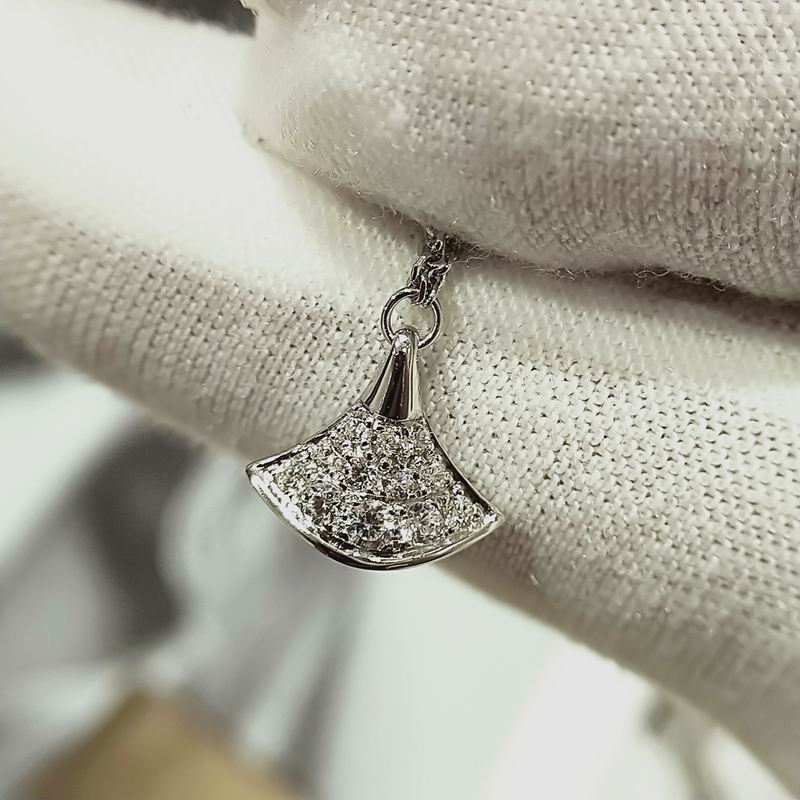 Bvlgari necklace 05yxh01 (7)