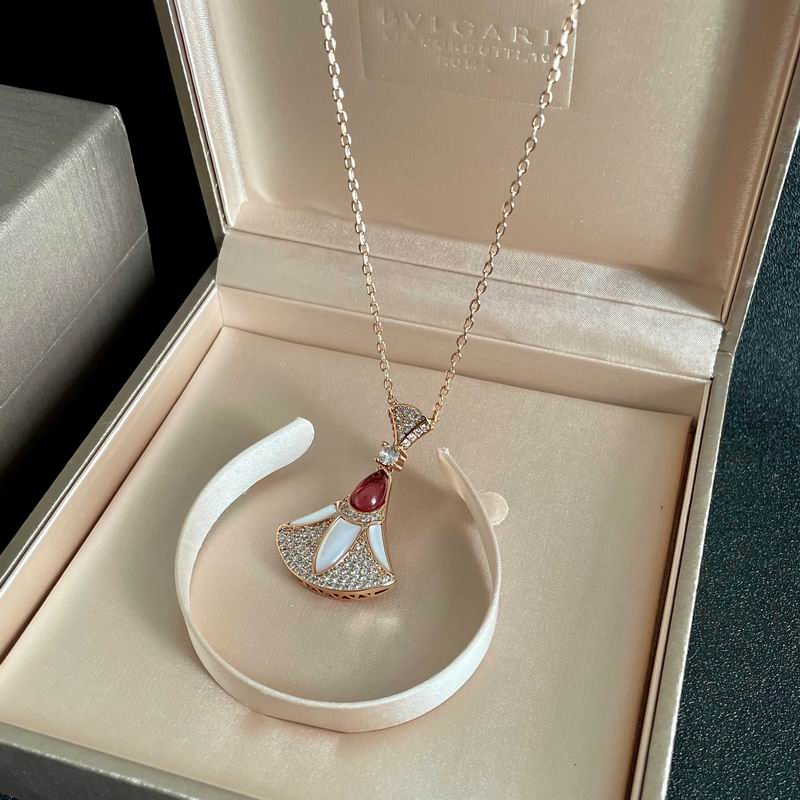 Bvlgari necklace 05yxh02 (4)