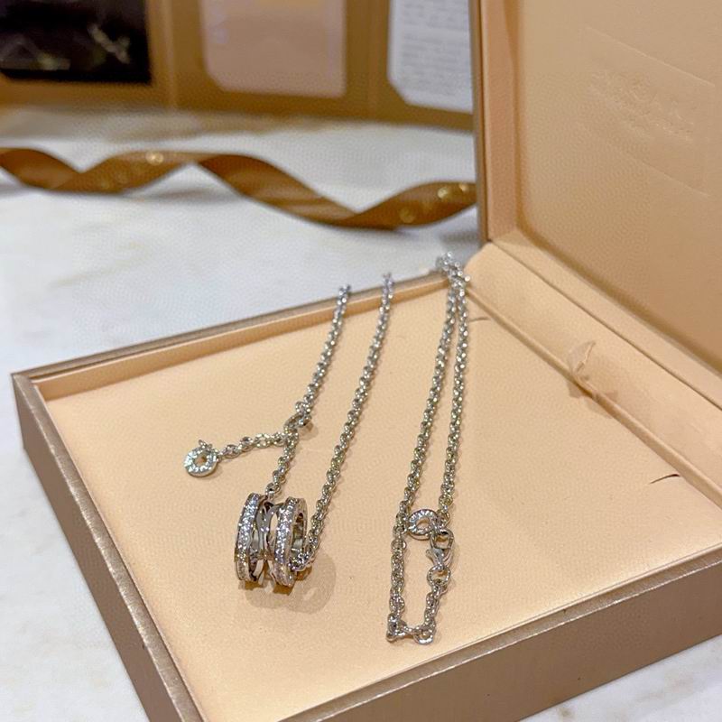 Bvlgari necklace 07yxh14 (5)