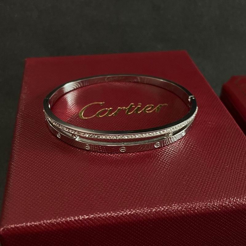 Cartier bracelet 05yxh08 (2)