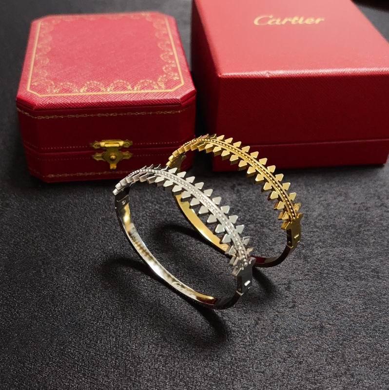 Cartier bracelet 05yxh10 (7)