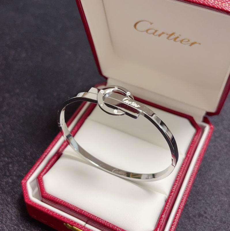 Cartier bracelet 05yxh11 (5)