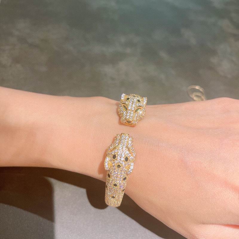 Cartier bracelet 06yxh02 (8)