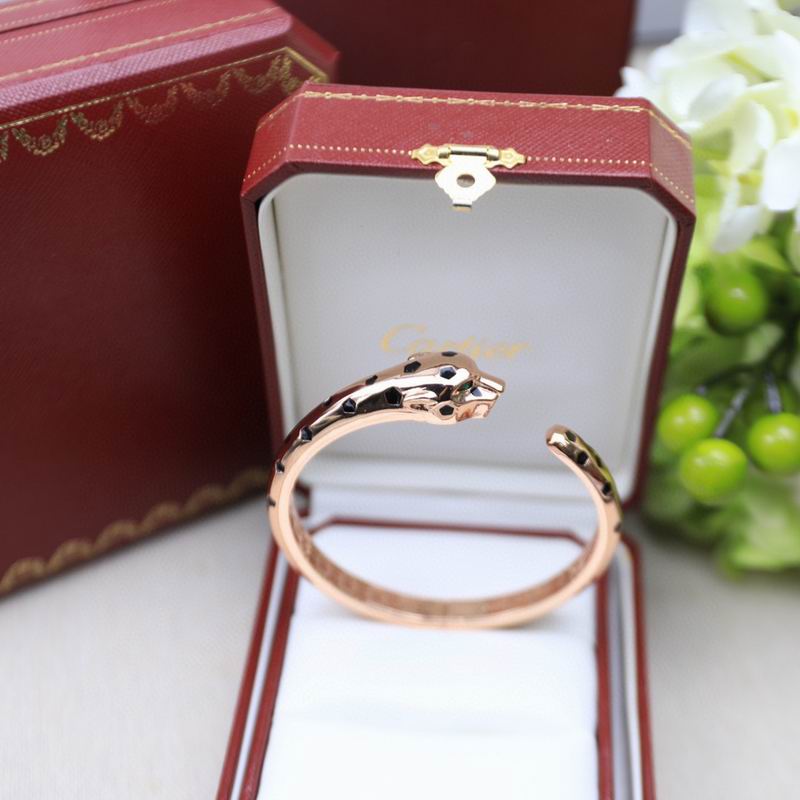 Cartier bracelet 06yxh04 (4)