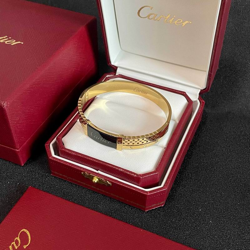 Cartier bracelet 06yxh08 (4)