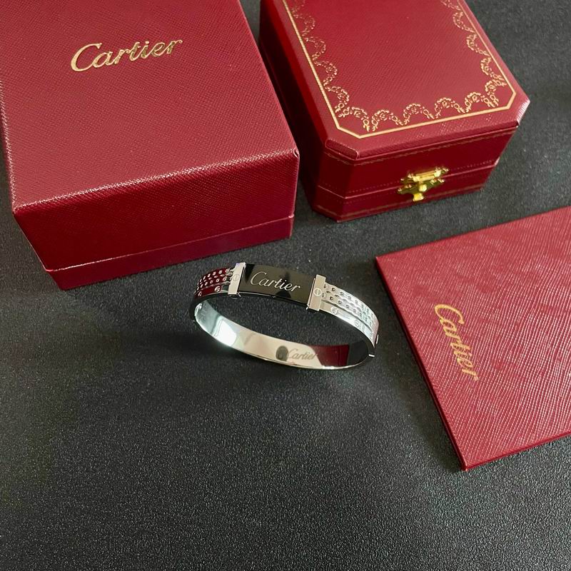 Cartier bracelet 06yxh08 (6)