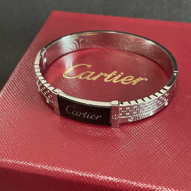 Cartier bracelet 06yxh08 (9)