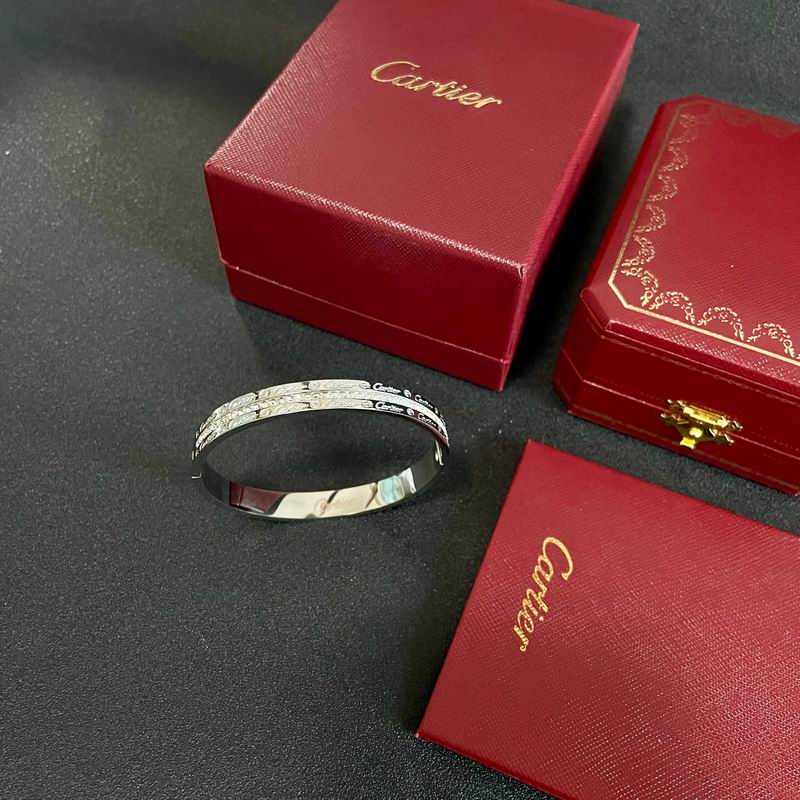 Cartier bracelet 06yxh10 (1)