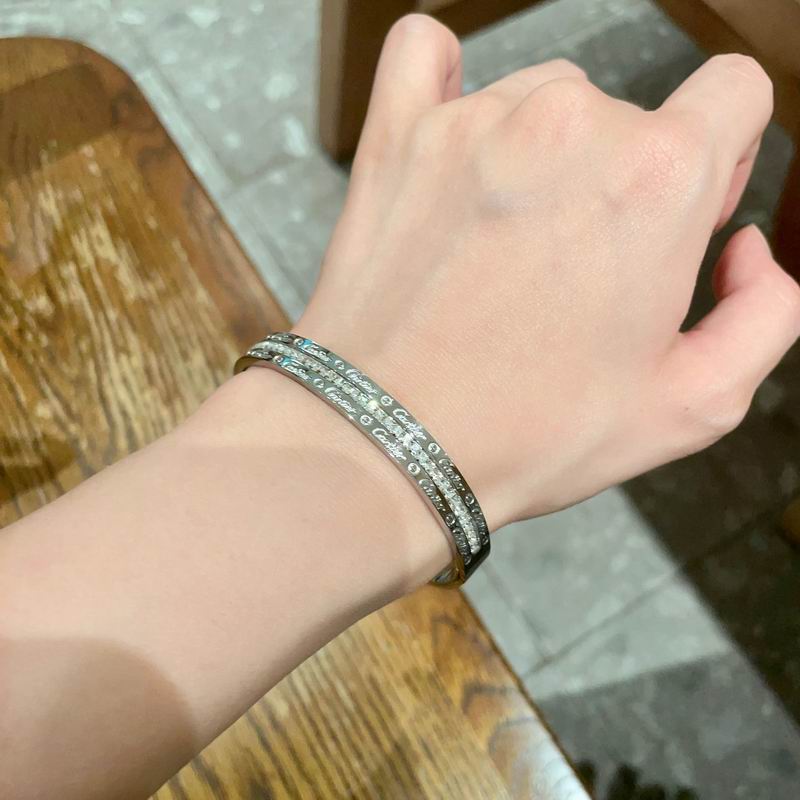 Cartier bracelet 06yxh10 (6)