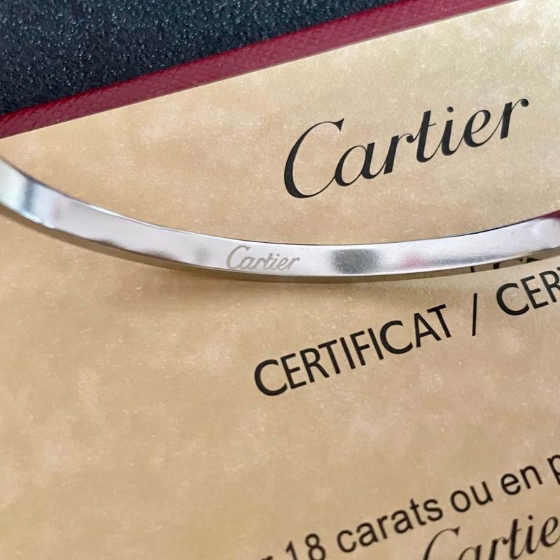 Cartier bracelet 06yxh11 (9)