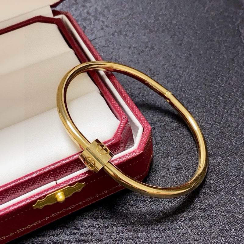 Cartier bracelet 07yxh04 (5)