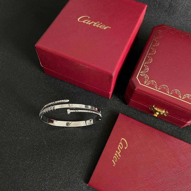Cartier bracelet 07yxh05 (6)