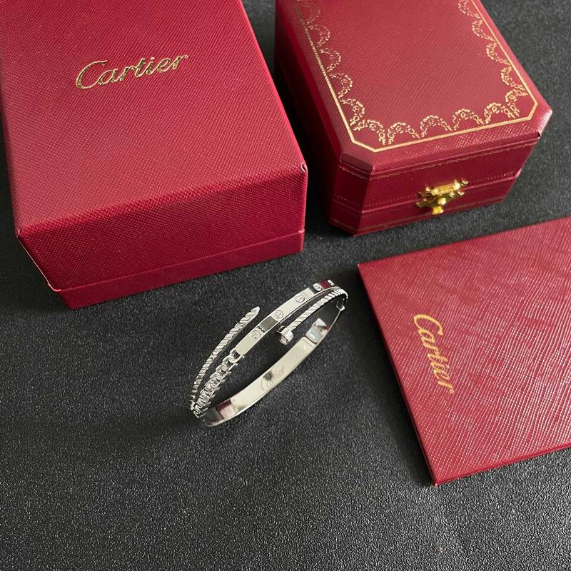 Cartier bracelet 07yxh05 (7)