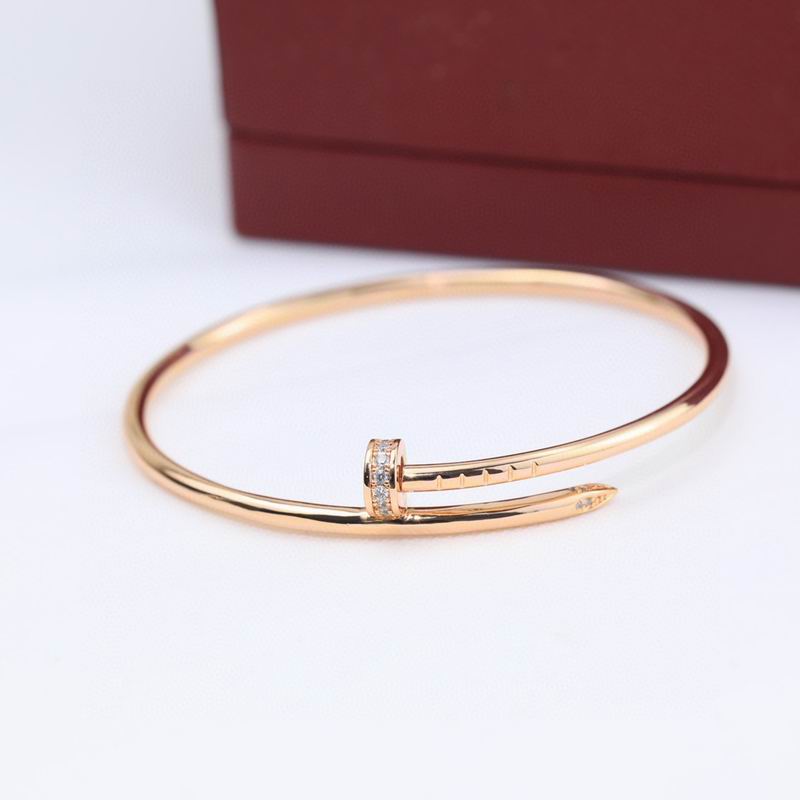 Cartier bracelet 07yxh06 (2)