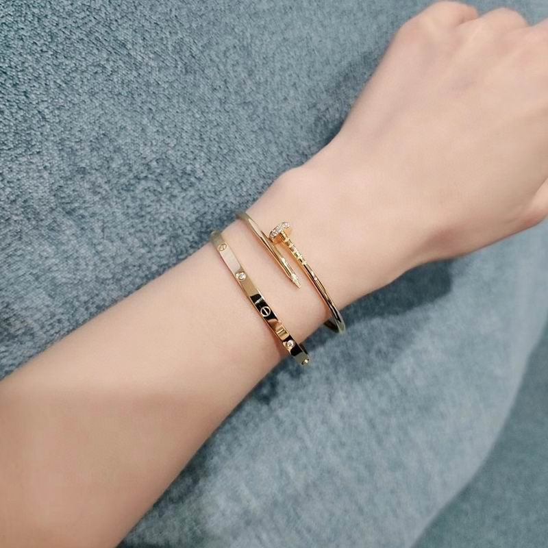 Cartier bracelet 07yxh06 (8)