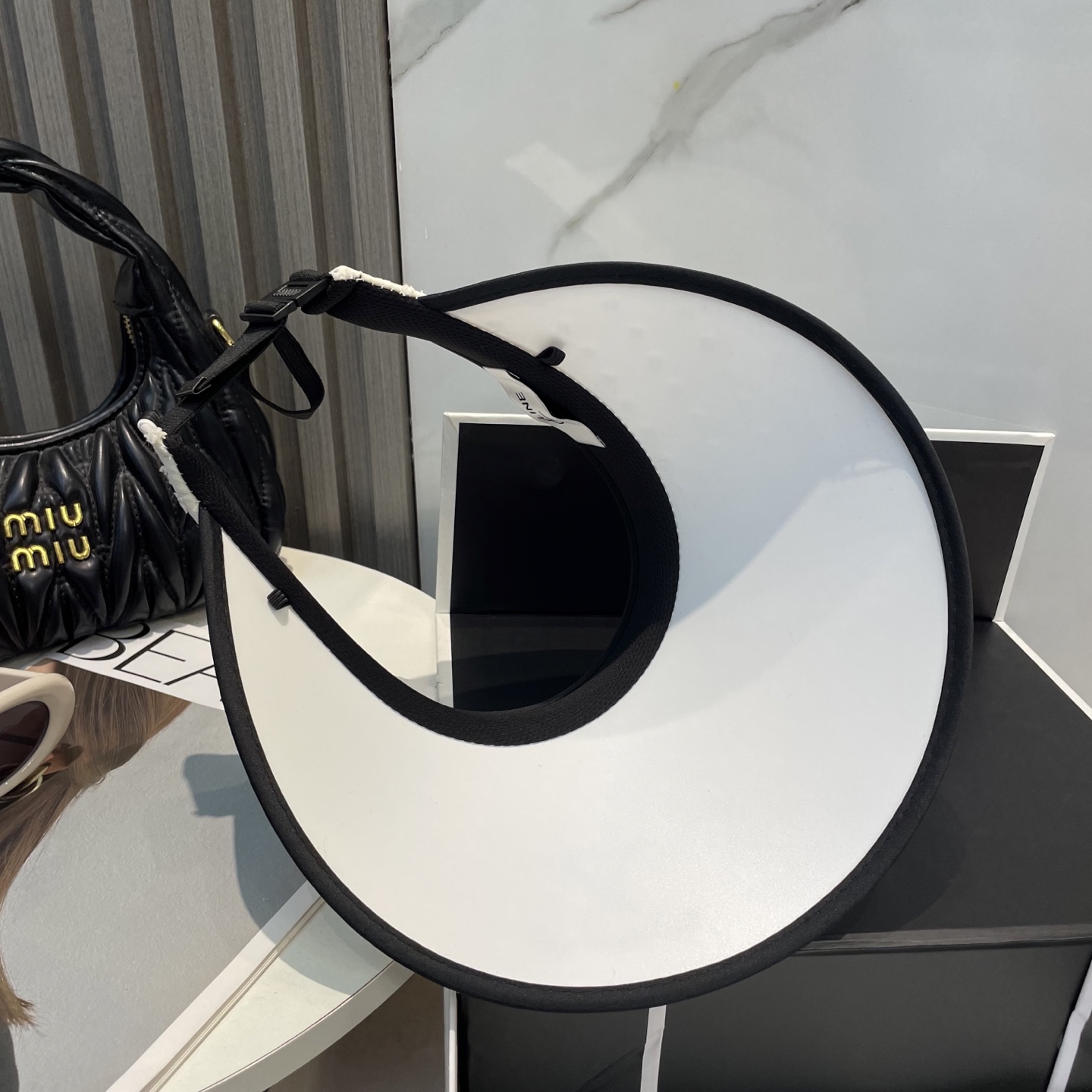 Celine Visor dx (243)