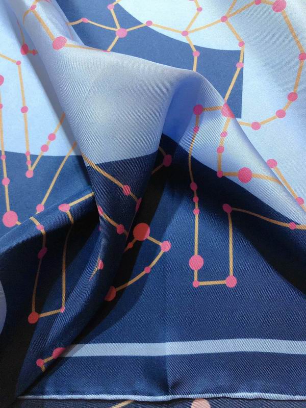 Chanel  silk scarf 90X90cm E (10)