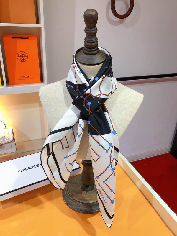 Chanel  silk scarf 90X90cm E (25)