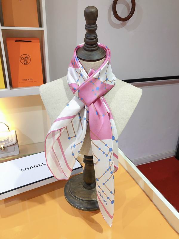 Chanel  silk scarf 90X90cm E (30)