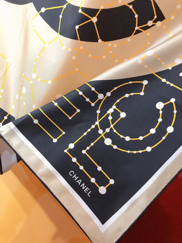 Chanel  silk scarf 90X90cm E (6)
